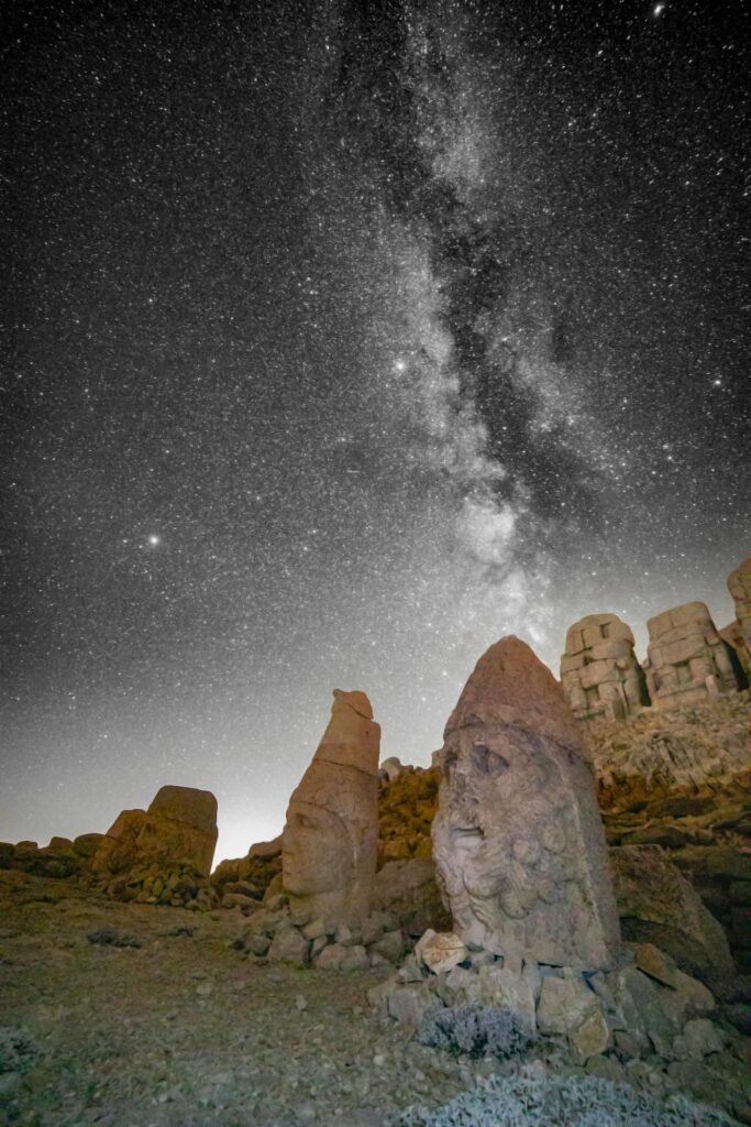 เที่ยว Mount Nemrut Turkey สถานที่เที่ยวในตุรกี เที่ยวตุรกี ปีนี้